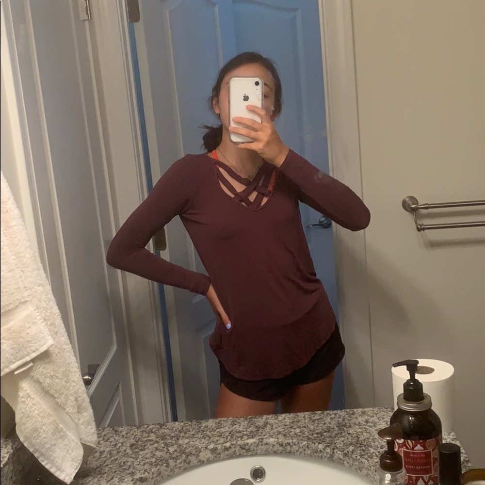 crossover neck american eagle long sleeve
